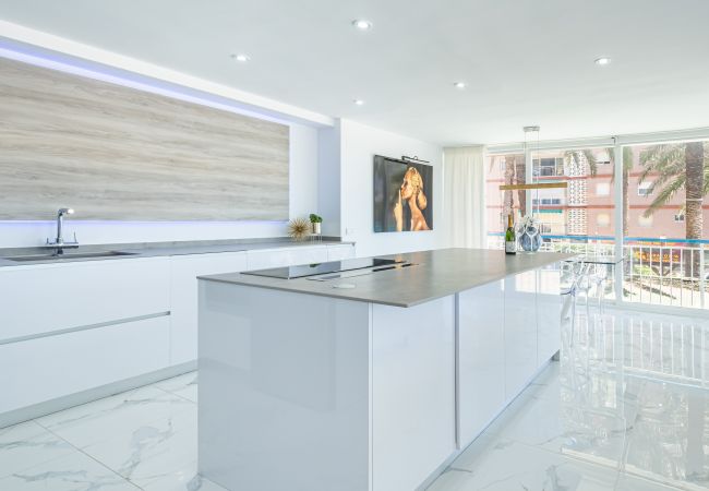 Апартаменты на Benidorm - Copacabana Deluxe 1-A Levante Beach Апартаменты на Benidorm - Copacabana Deluxe 1-A Levante Beach