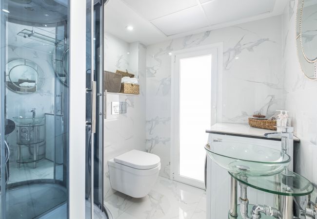 Апартаменты на Benidorm - Copacabana Deluxe 1-A Levante Beach Апартаменты на Benidorm - Copacabana Deluxe 1-A Levante Beach