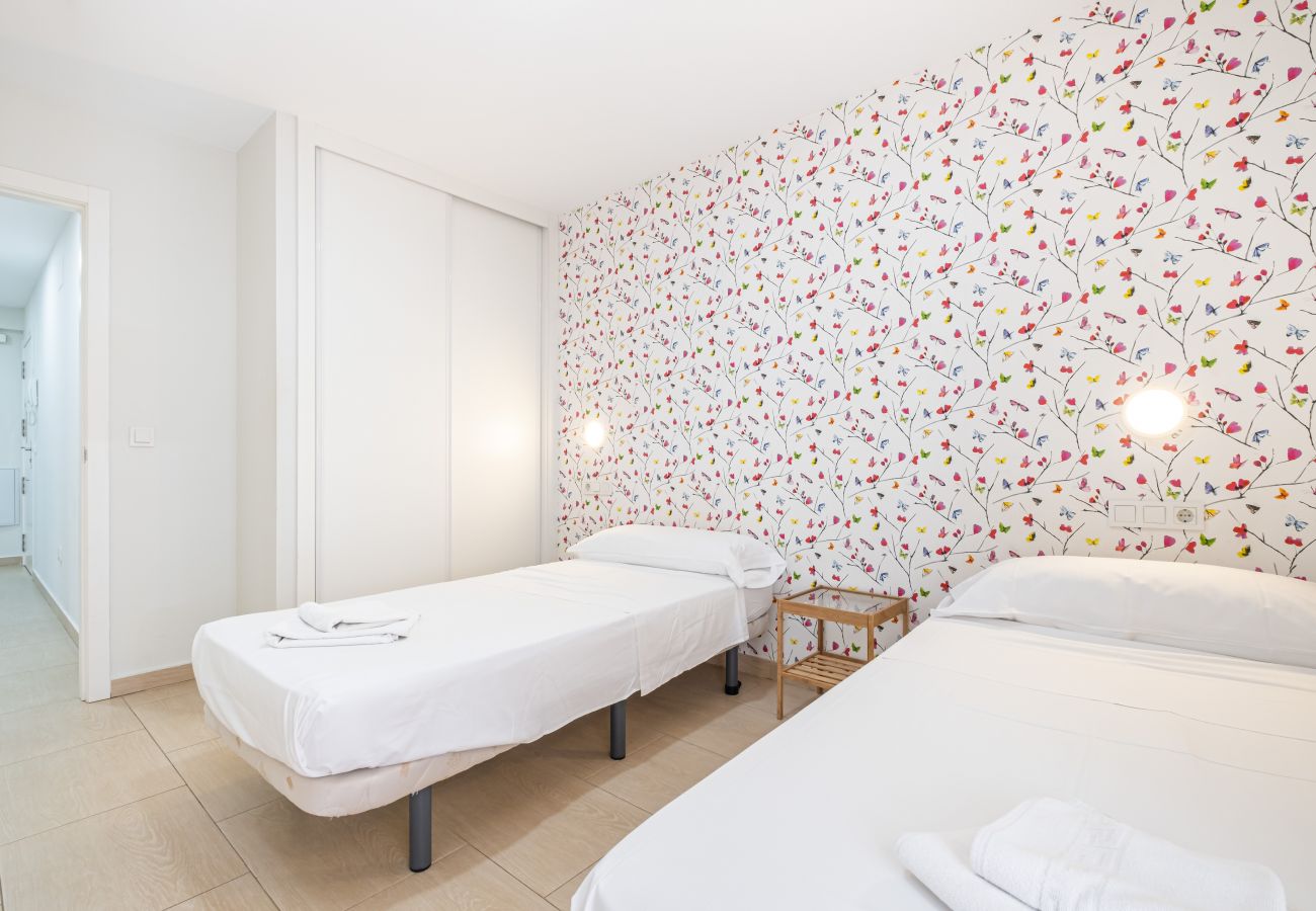 Апартотель на Бенидорм / Benidorm - Apartamentos La Rosita Old Town M-3 Апартотель на Бенидорм / Benidorm - Apartamentos La Rosita Old Town M-3