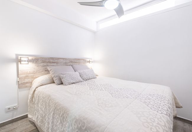 Апартаменты на Benidorm - Karola Apartment 12-C Levante Beach Апартаменты на Benidorm - Karola Apartment 12-C Levante Beach