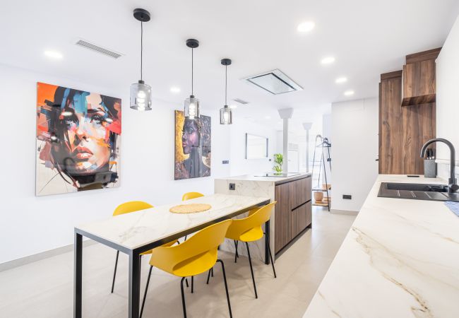 Апартаменты на Бенидорм / Benidorm - Lux Center 5-C Deluxe Beach Apartment-Old Town Апартаменты на Бенидорм / Benidorm - Lux Center 5-C Deluxe Beach Apartment-Old Town