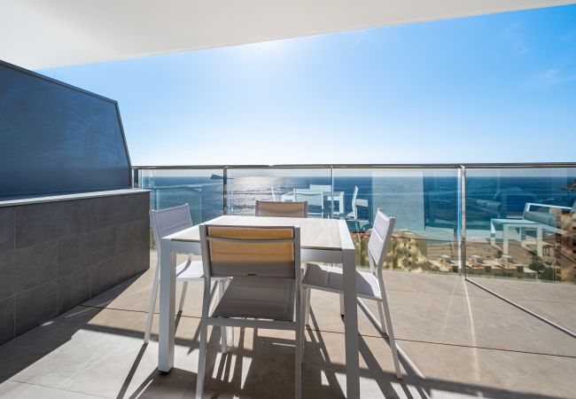 Апартаменты на Benidorm - Sunset Cliffs Deluxe Apartment 8138 Poniente Beach Апартаменты на Benidorm - Sunset Cliffs Deluxe Apartment 8138 Poniente Beach